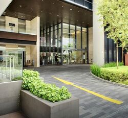 Woods Square (D25), Office #626960451